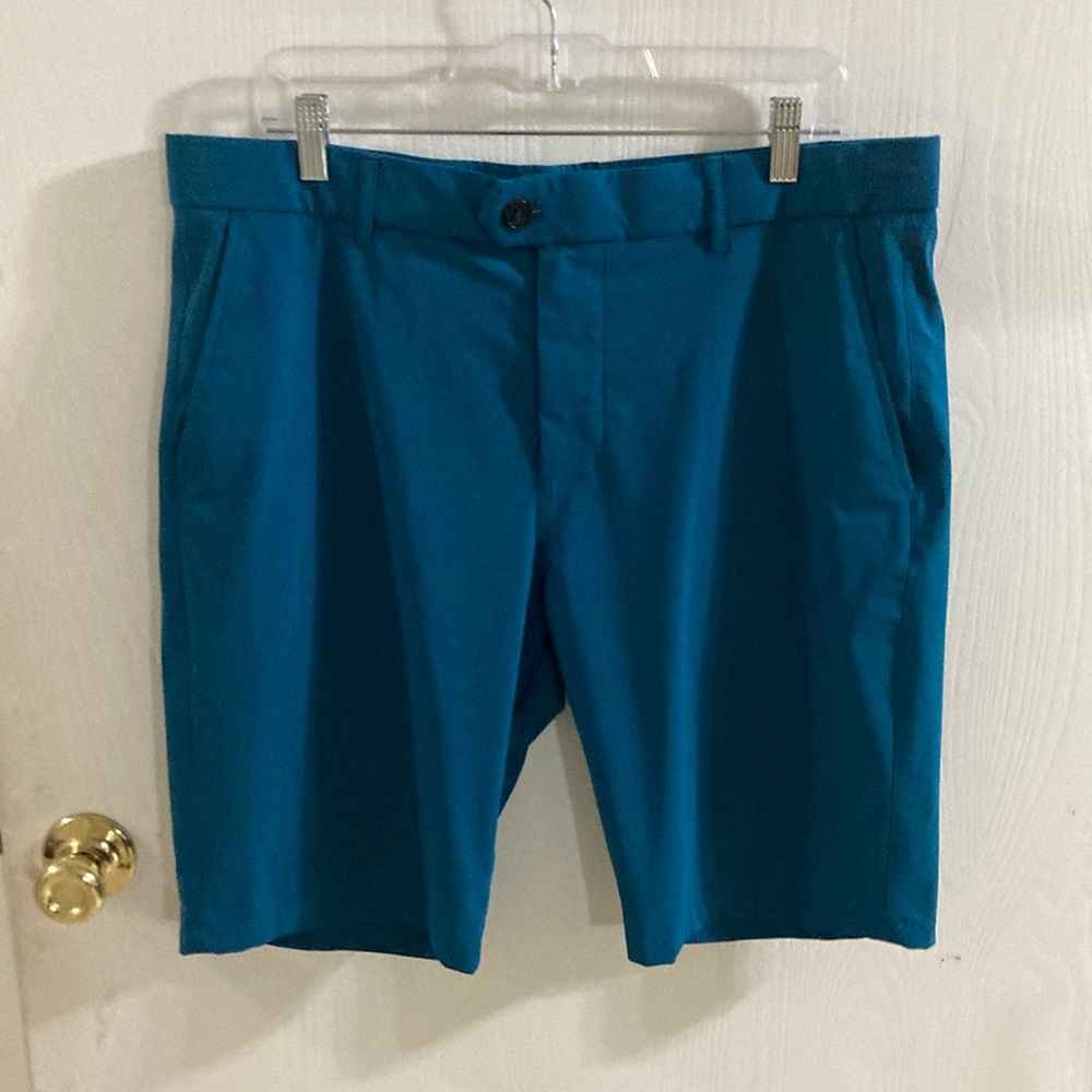 Men's GREYSON  Blue Shorts size 36.